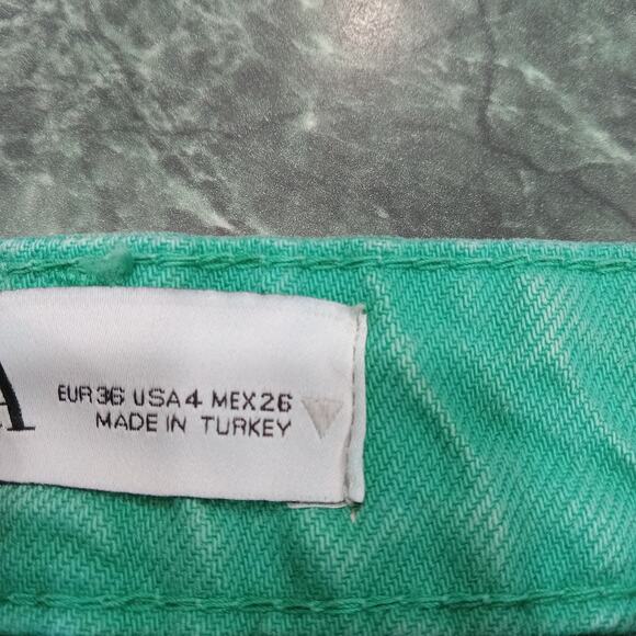 Zara Green High Waisted Wide Leg Jeans Raw Hem Women’s Size 4 Green - Picture 11 of 13